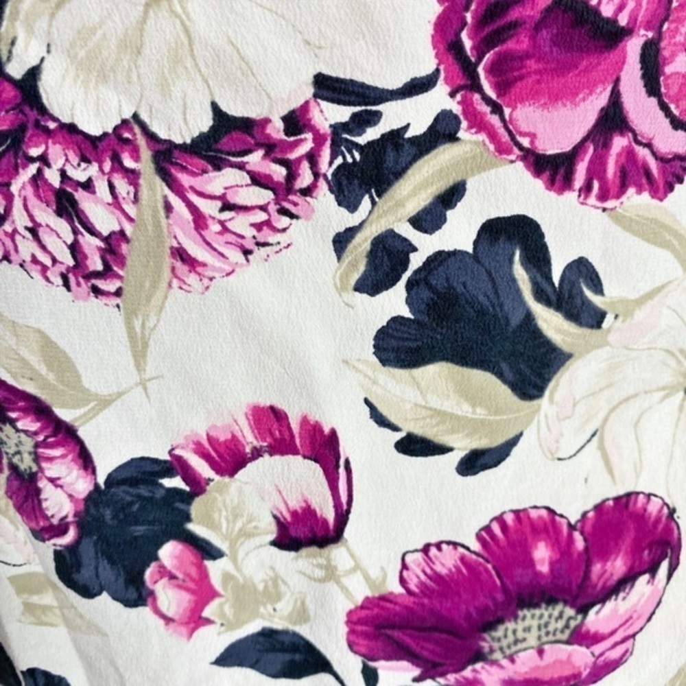 White House Black Market Pink Silk Floral Blouse - Picture 6 of 10